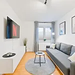 Kingsize Bett, Zwei Zimmer, Waschmaschine, Netflix Διαμέρισμα Πφορτζχάιμ